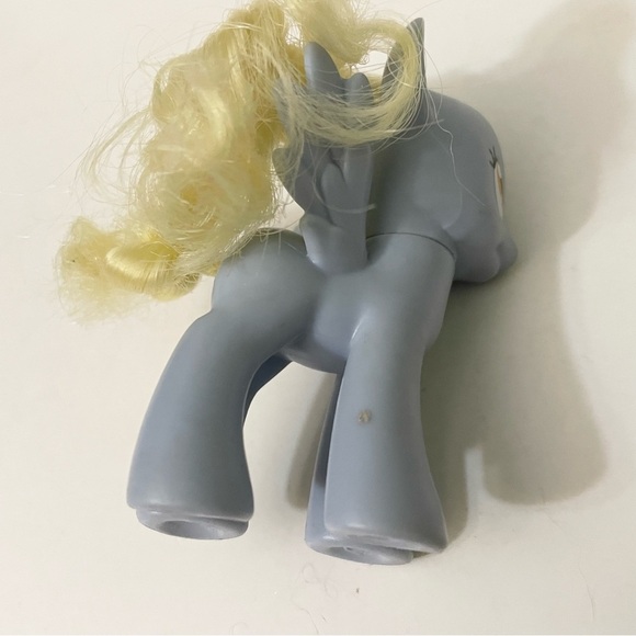 My Little Pony Derpy Hooves 3" Toys R Us Favorites MLP 2010 - Picture 9 of 16